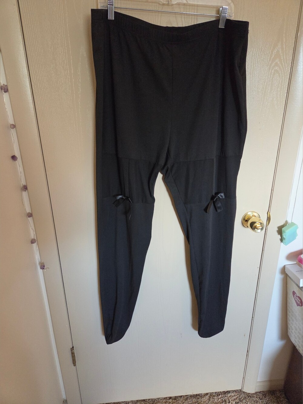 Shein Curve Black Footed Leggings With Bow Cut Outs Shein Size 4x(usa 18-20)